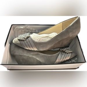 Gray Alex Marie wedges